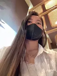 Tina_995 stripchat stream image