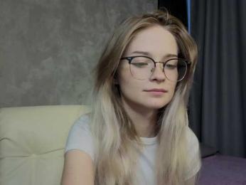 vialeta-baby bongacams stream image