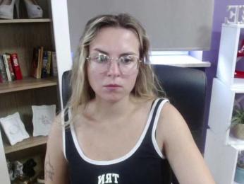 Soft-Zoey bongacams stream image