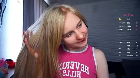 OdelinaFicken stripchat stream image