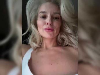 -Molly- bongacams stream image