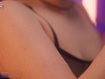 arimass bongacams stream image