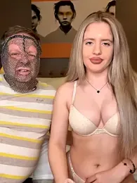 Holly-Glamour stripchat stream image