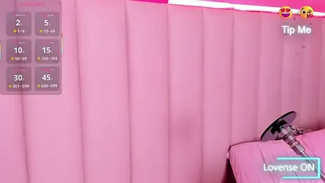 KellyOlsenbe stripchat stream image