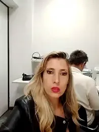 SorayaSapeca stripchat stream image