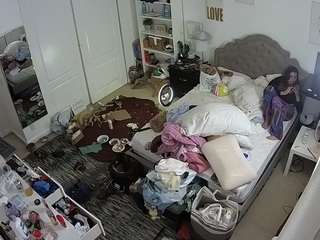 voyeurcam-hornyhostel-02 camsoda stream image