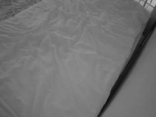 voyeurcam-julmodels-whitebed-1 camsoda stream image