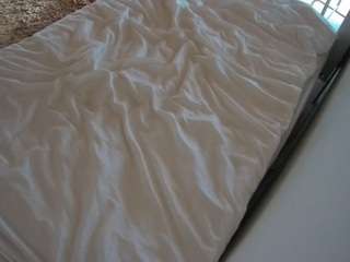 voyeurcam-julmodels-whitebed-1 camsoda stream image