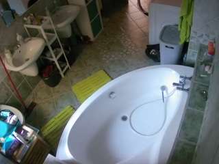 voyeurcam-julmodels-bath-1st-1 camsoda stream image