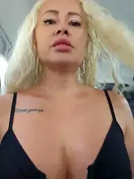 MILFBARBY stripchat stream image