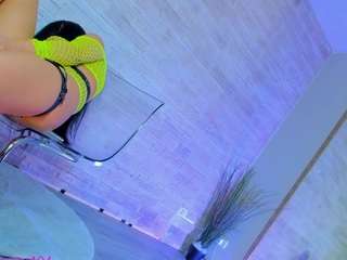 rubby-shine camsoda stream image