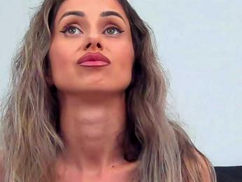 SelenaWest bongacams stream image