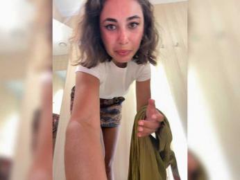 wlcm2talilia bongacams stream image