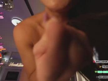 hannahjames710 chaturbate stream image