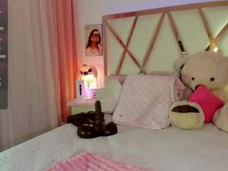 sophiamiller98 camsoda stream image