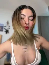 Your_Honeey stripchat stream image