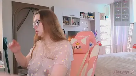 elisejays stripchat stream image