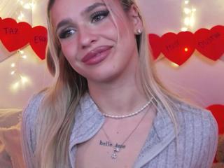 Maci Reynolds flirt4free stream image