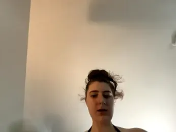 Snowbunnycake_131 stripchat stream image