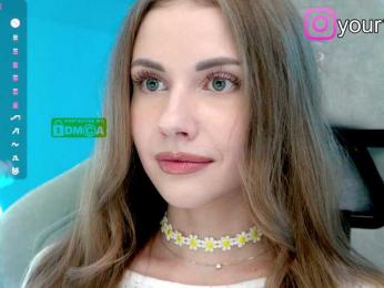 VikkiExtraCheese bongacams stream image