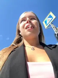 Liza_risky stripchat stream image