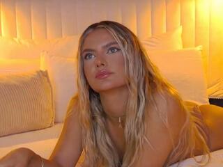 Anais A flirt4free stream image