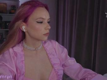 fymryn bongacams stream image