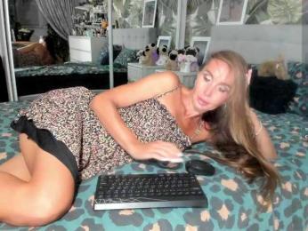 Aurora108 bongacams stream image