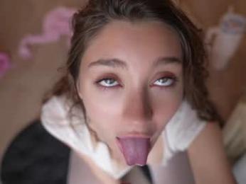 mia_elfie chaturbate stream image