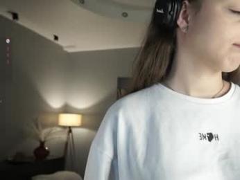 margarethowell chaturbate stream image