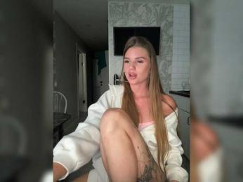 SweetyMia bongacams stream image