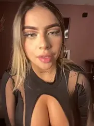 MiaWhitePink_ stripchat stream image