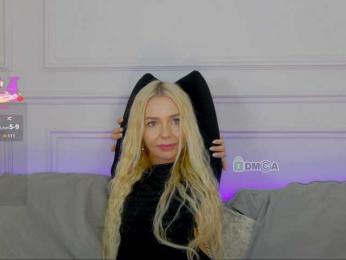 WhiteGirl-one bongacams stream image