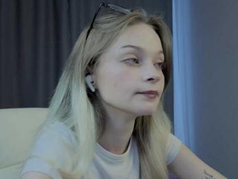 vialeta-baby bongacams stream image