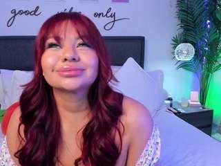 mollywhite camsoda stream image