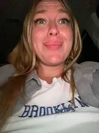 Sweet___Emily stripchat stream image