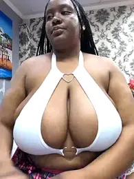 Thasha8 stripchat stream image