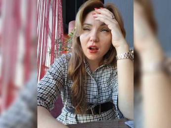 DIVORA bongacams stream image