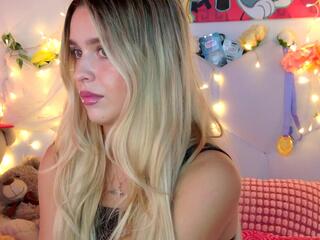 Maci Reynolds flirt4free stream image