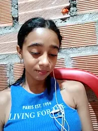 Zoe_Sweett18 stripchat stream image