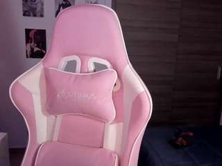 emilyhick camsoda stream image