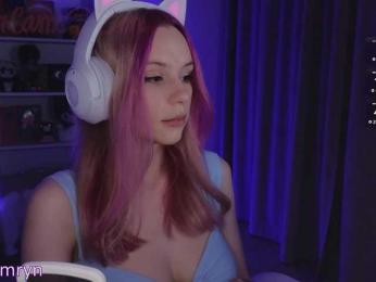 fymryn bongacams stream image