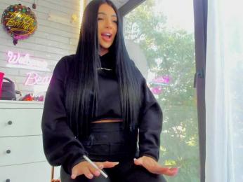 BritneyCharm bongacams stream image