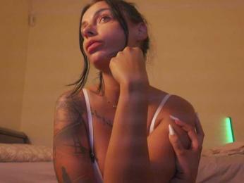 Oddetteblackk1 bongacams stream image