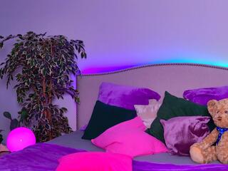 Chantall Reynolds flirt4free stream image