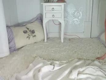 littlegreekflower chaturbate stream image