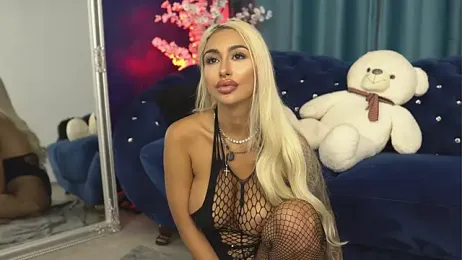 GoldenAmber stripchat stream image