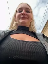 Milkyy_wway stripchat stream image