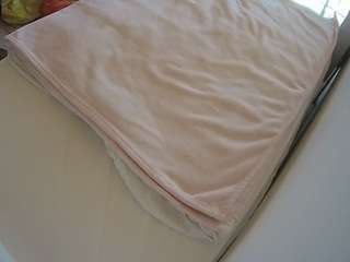 voyeurcam-julmodels-whitebed-1 camsoda stream image