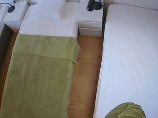 voyeurcam-julmodels-bed-5 camsoda stream image